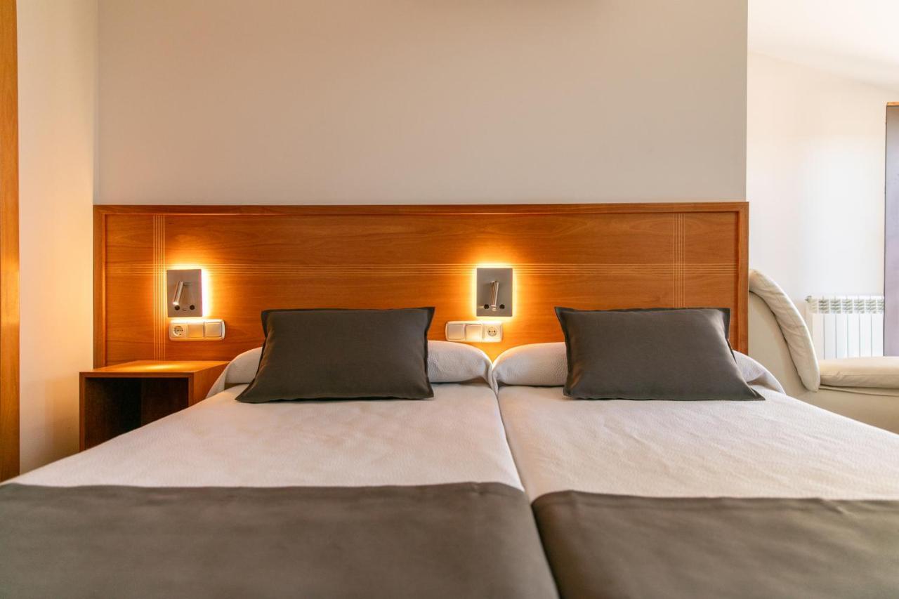 Aparthotel Cal Marcal 퓨그리그 외부 사진