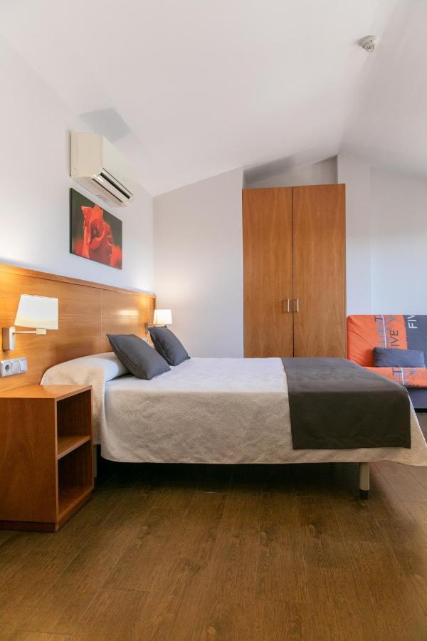 Aparthotel Cal Marcal 퓨그리그 외부 사진