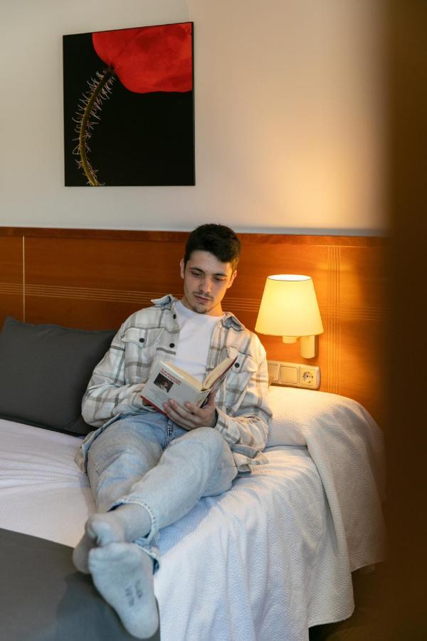 Aparthotel Cal Marcal 퓨그리그 외부 사진